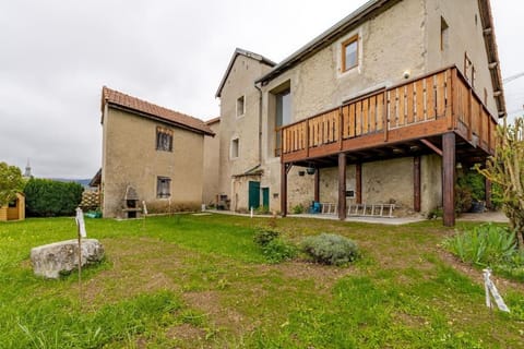 Property building, Spring, Day, Garden, Garden view