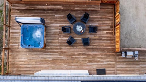 Bird's eye view, Hot Tub, Balcony/Terrace