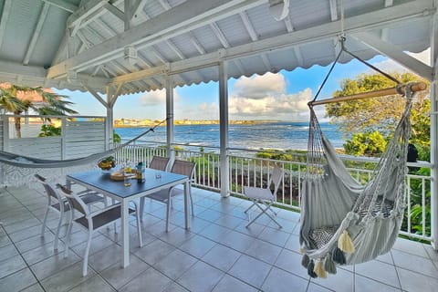 Natural landscape, View (from property/room), Balcony/Terrace, Dining area, City view, Garden view, Sea view, sunbed