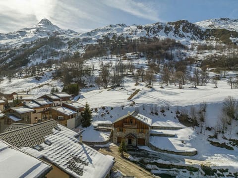 Appartement 5 flocons, au pied des pistes, 8 personnes - FR-1-570-44 Apartment in Les Allues