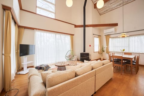 TV and multimedia, Living room