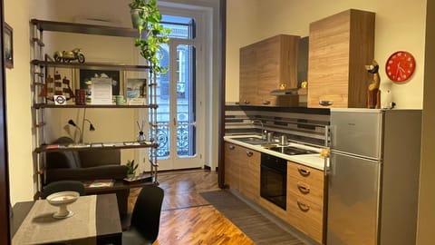 Kitchen or kitchenette, dishwasher, oven, pet friendly, stove