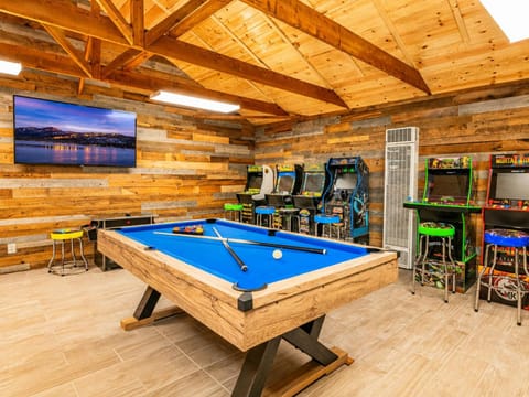 Billiard, Game Room, TV and multimedia