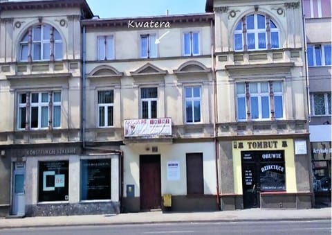Property building, Facade/entrance