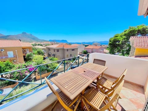 View (from property/room), Balcony/Terrace, Seating area, Dining area