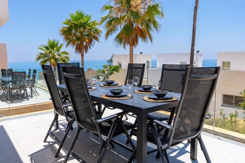 4 Bed Residential Palm Beach Fuengirola C2 House in Fuengirola