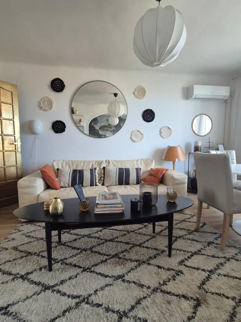 Massilia Calling appartement Marseille proche métro climatisé bien décoré Apartment in Marseille