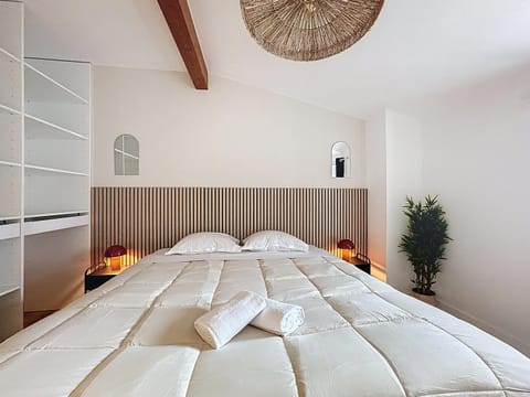 Tour d'Auvergne - Appartements en plein centre ville, proche de la cathédrale et de la place de Jaude Apartment in Clermont-Ferrand