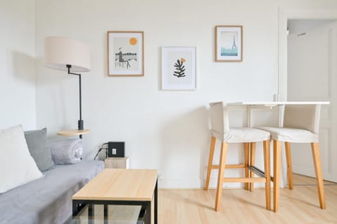 Appartement Cosy and Quiet Paris Villette Apartment in Pantin