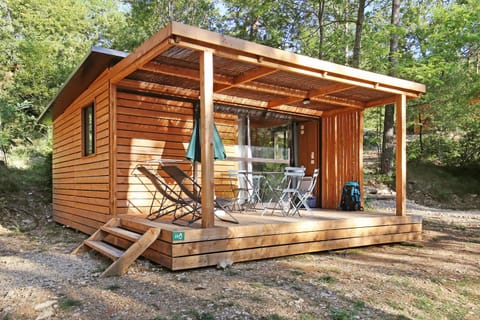 Patio, Natural landscape, Garden, Photo of the whole room, Dining area, Garden view