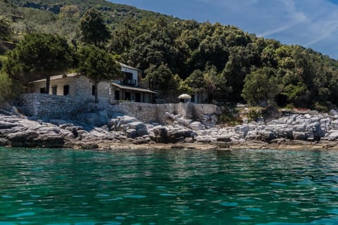 Property building, Natural landscape, Mountain view, Sea view