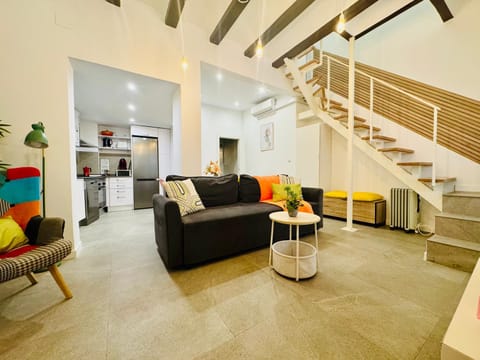 Design & Stylish House in the CENTER of Valencia House in Valencia