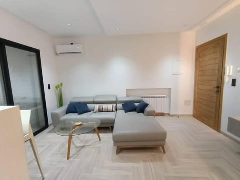 Living room, air conditioner