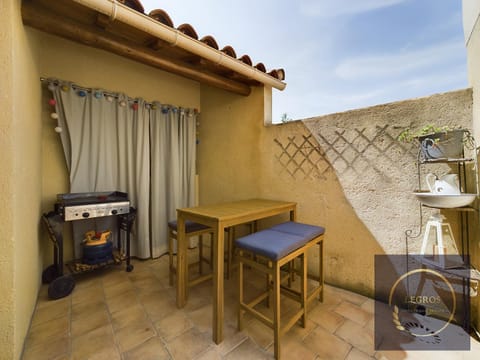 Patio, Balcony/Terrace