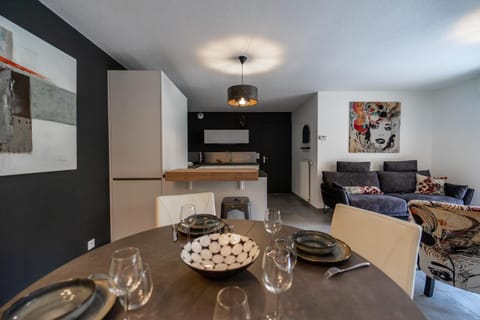 Lac et montagnes charmant appartement au calme pour 4 personnes House in Sévrier