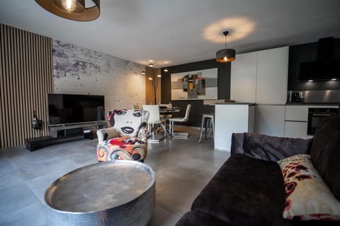 Lac et montagnes charmant appartement au calme pour 4 personnes House in Sévrier