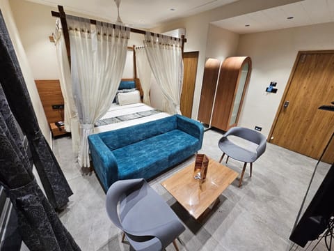 Photo of the whole room