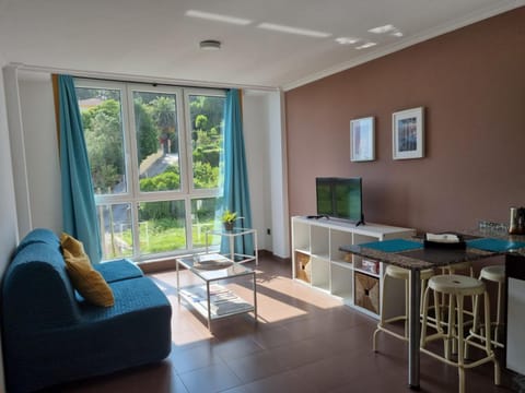 Communal lounge/ TV room, TV and multimedia, Living room, Seating area