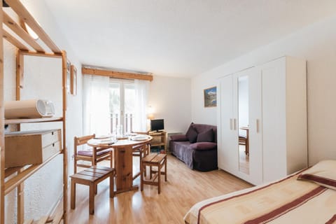Property building, Living room, Bedroom