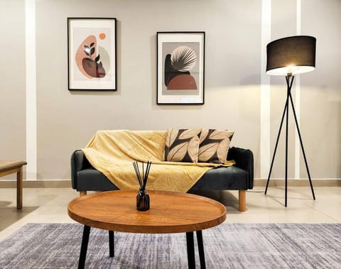 Living room, Decorative detail, Seating area
