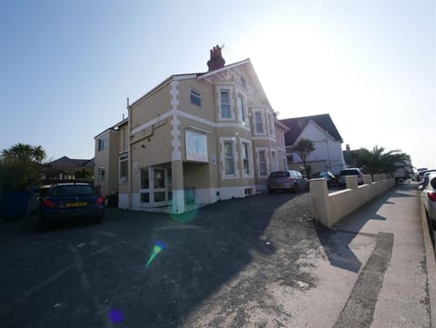 Palm Beach Hotel Hotel in Bournemouth