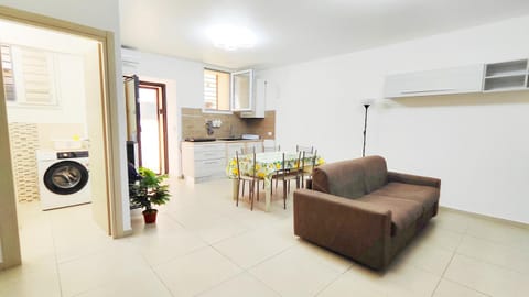 View (from property/room), Kitchen or kitchenette, Living room, Seating area, Dining area