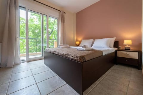 Cleri's Home Apartment in Nea Peramos