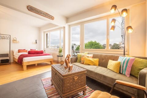 Bed, View (from property/room), Balcony/Terrace, Living room, Photo of the whole room, Seating area, Bedroom