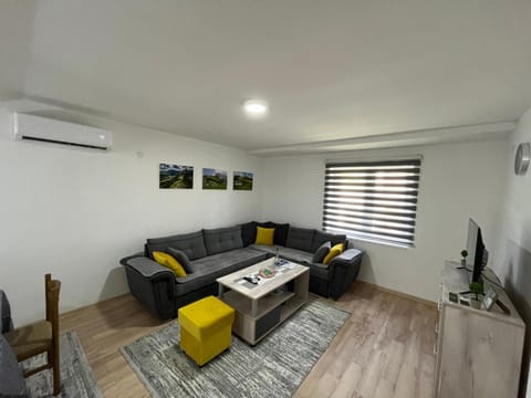 Apartman 4M Apartment in Montenegro