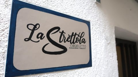 Property building, Property logo or sign