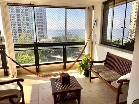 Belíssimo Apartamento Beira Mar em Ótima Localização Apartment in Rio de Janeiro