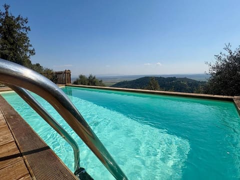 Nearby landmark, Day, Natural landscape, Mountain view, Pool view, Swimming pool