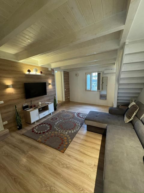 Property building, Communal lounge/ TV room