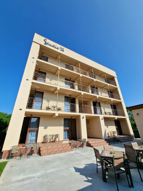 Property building, Day