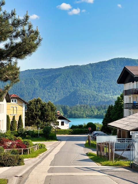 Neighbourhood, Natural landscape, Lake view, Mountain view