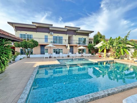 Property building, Pool view, Swimming pool