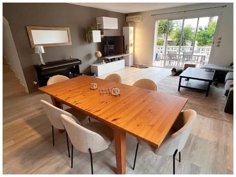 Maison Clochette, Belle Villa Piscine Villa in Provence-Alpes-Côte d'Azur