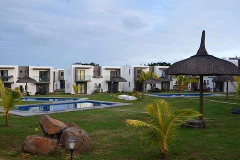 Garden, Swimming pool