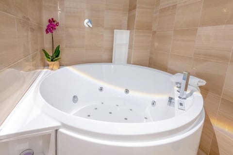 City Gate - luxury suites Bed and Breakfast in Bari