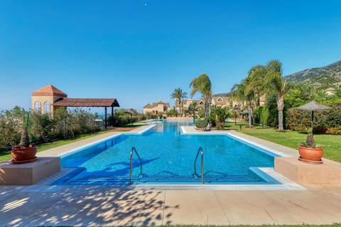 Pool view, Swimming pool