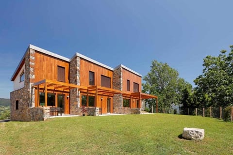 Property building, Balcony/Terrace