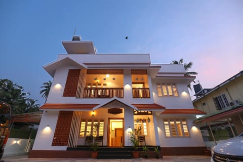 Property building, Property building