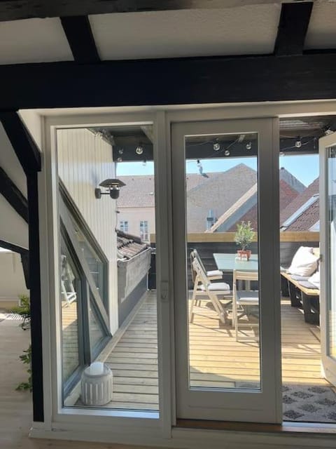 Balcony/Terrace, Balcony/Terrace, Living room