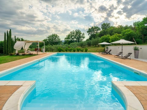 Day, Natural landscape, Garden, Garden view, Pool view, Swimming pool, sunbed