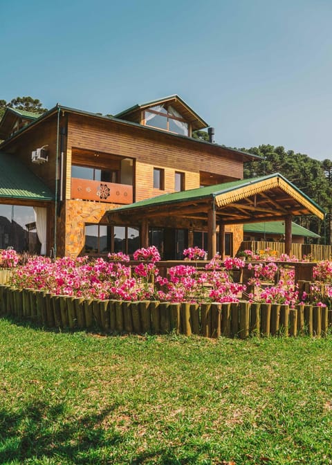 Facade/entrance, Garden