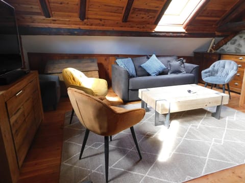 Chaleureuse Maison de pays Serre Chevalier4étoiles Chalet in La Salle-les-Alpes