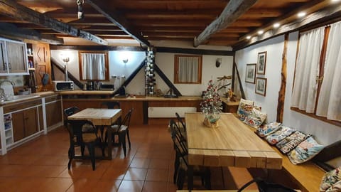 Chaleureuse Maison de pays Serre Chevalier4étoiles Chalet in La Salle-les-Alpes