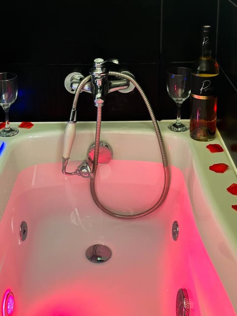 Hot Tub, Bathroom, Bath