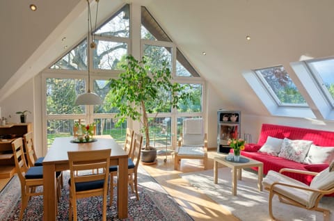 Living room, Seating area, Dining area, Garden view