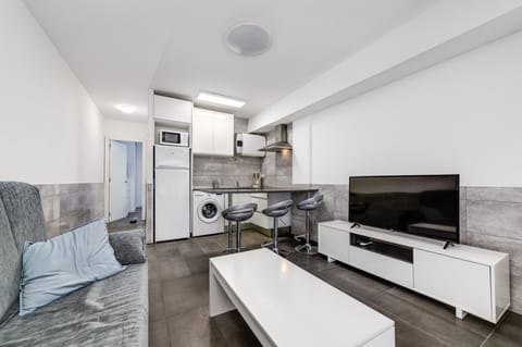 TV and multimedia, Kitchen or kitchenette, Living room, minibar, washing machine